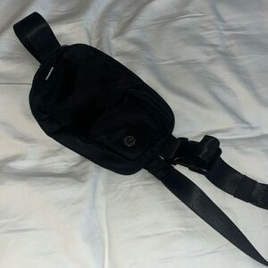 Black Lululemon belt bag